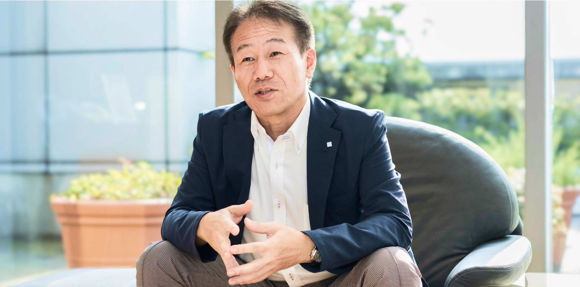 依藤敏明代表取締役社長 写真